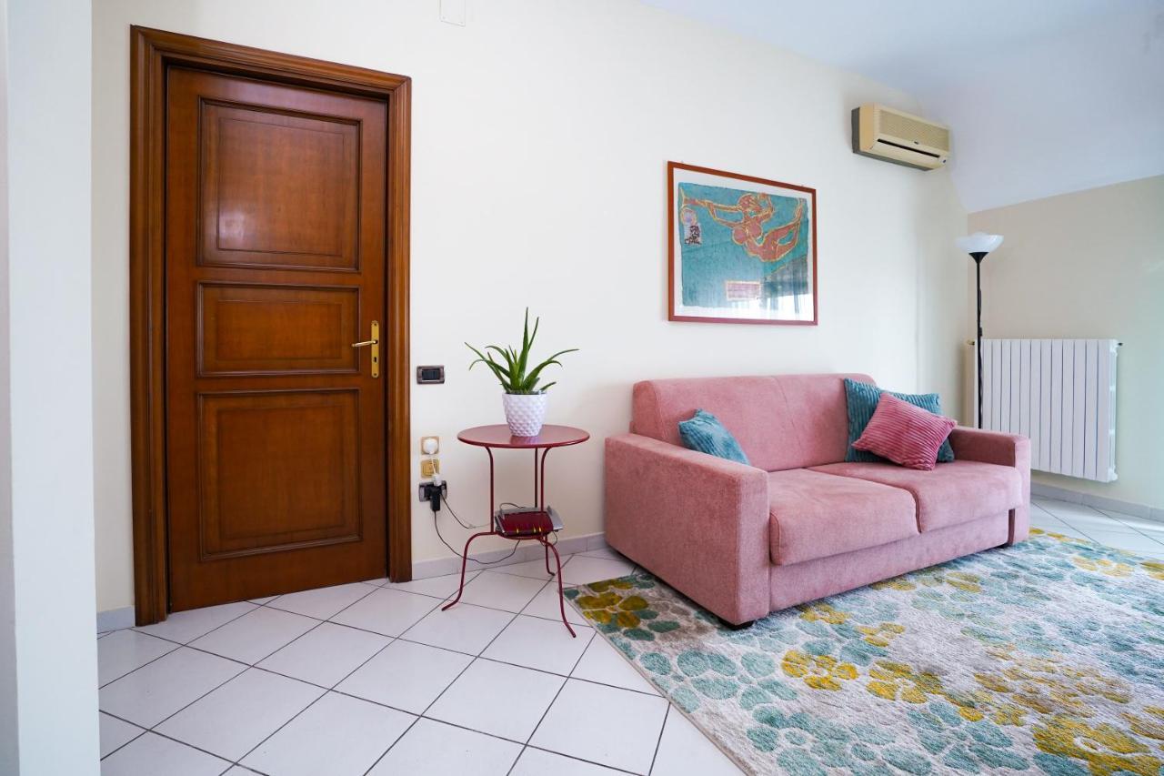 La Casa Di Azzurra Centro Citta Appartamento Fino A 4 Posti Letto E 2 Bagni Foggia Exterior photo
