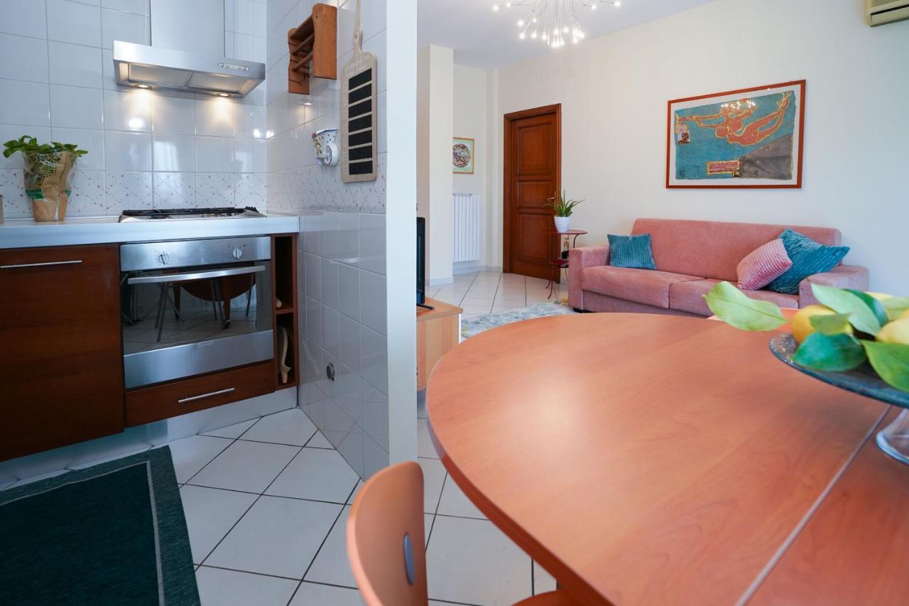 La Casa Di Azzurra Centro Citta Appartamento Fino A 4 Posti Letto E 2 Bagni Foggia Exterior photo