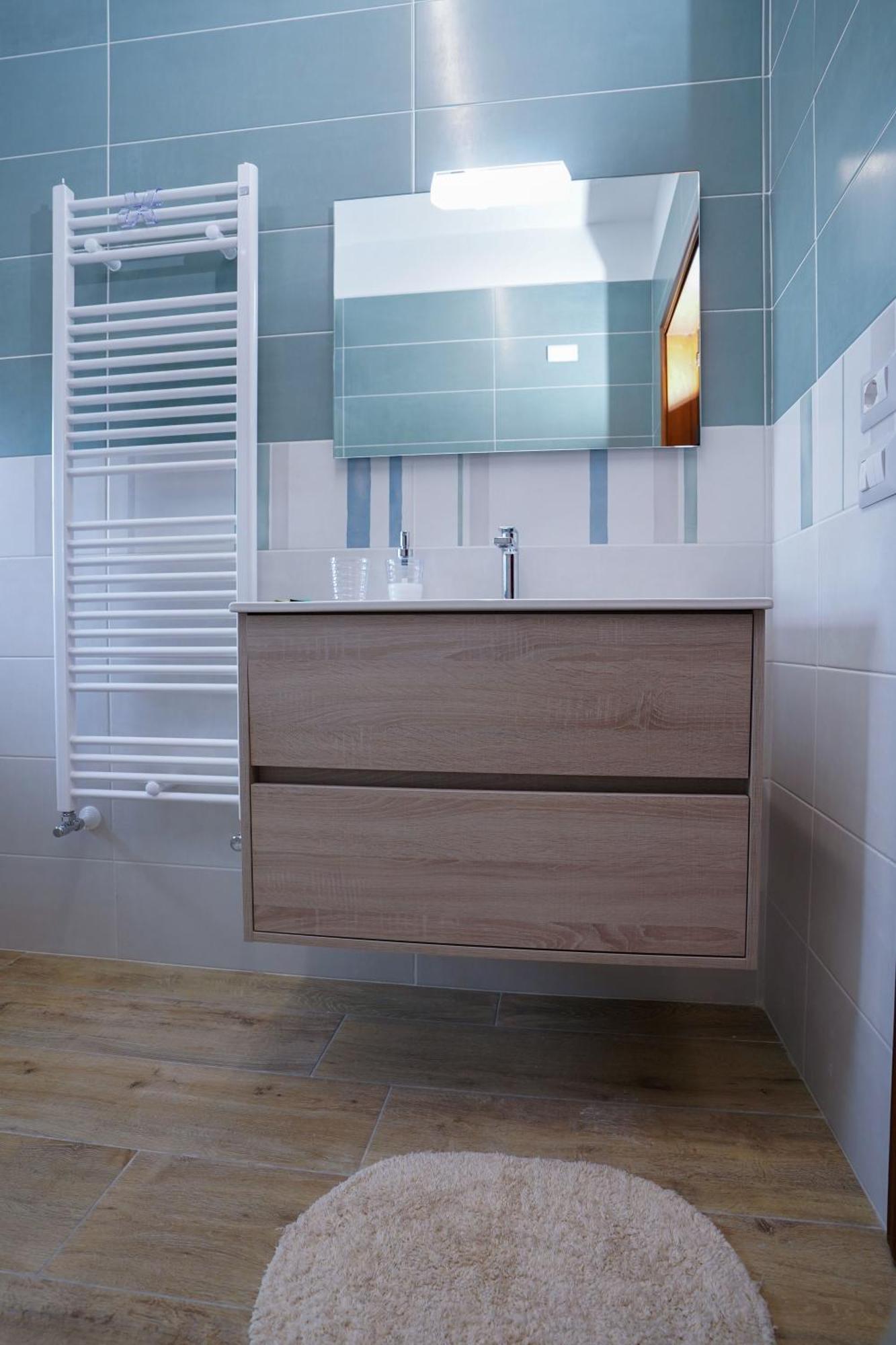 La Casa Di Azzurra Centro Citta Appartamento Fino A 4 Posti Letto E 2 Bagni Foggia Exterior photo