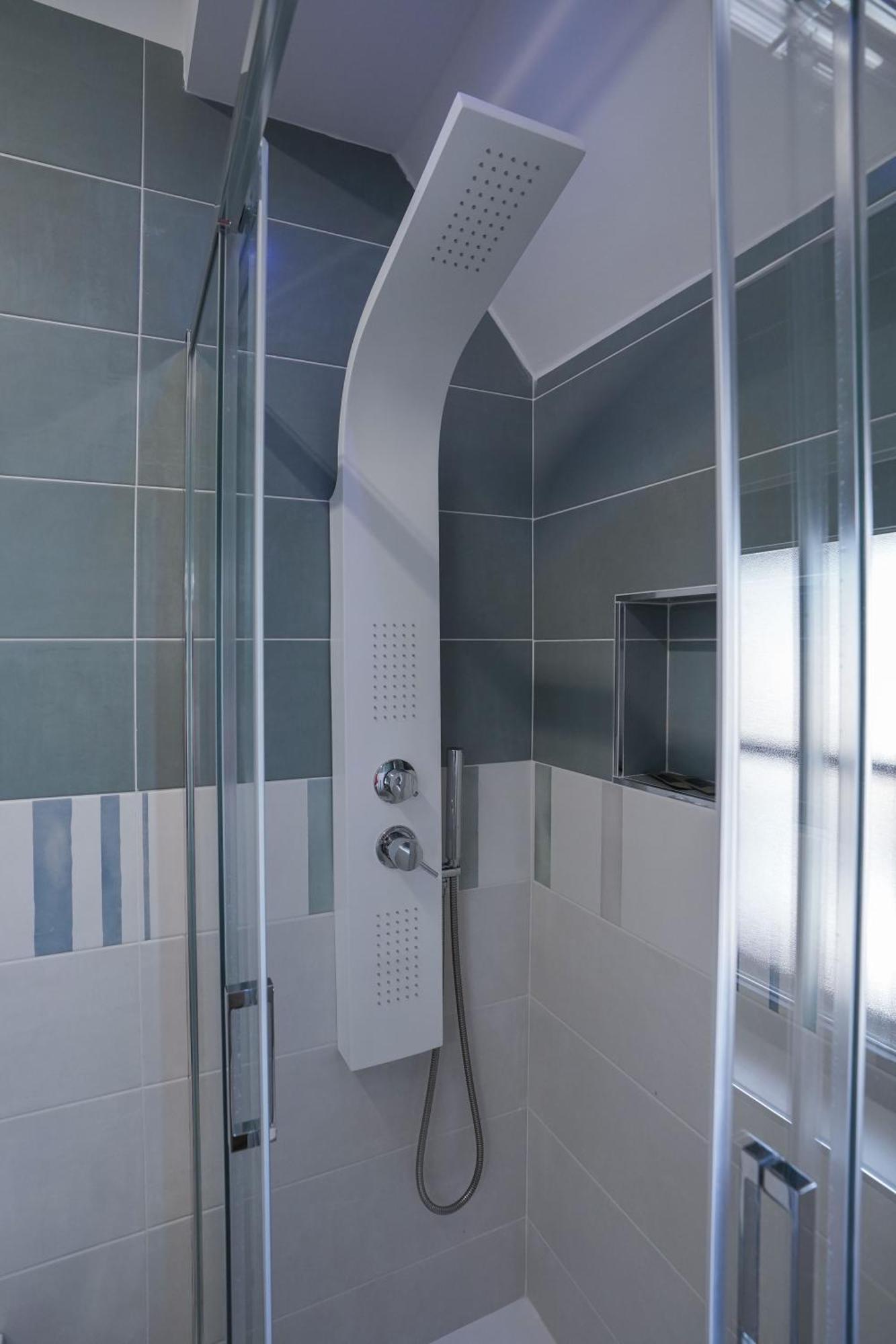 La Casa Di Azzurra Centro Citta Appartamento Fino A 4 Posti Letto E 2 Bagni Foggia Exterior photo