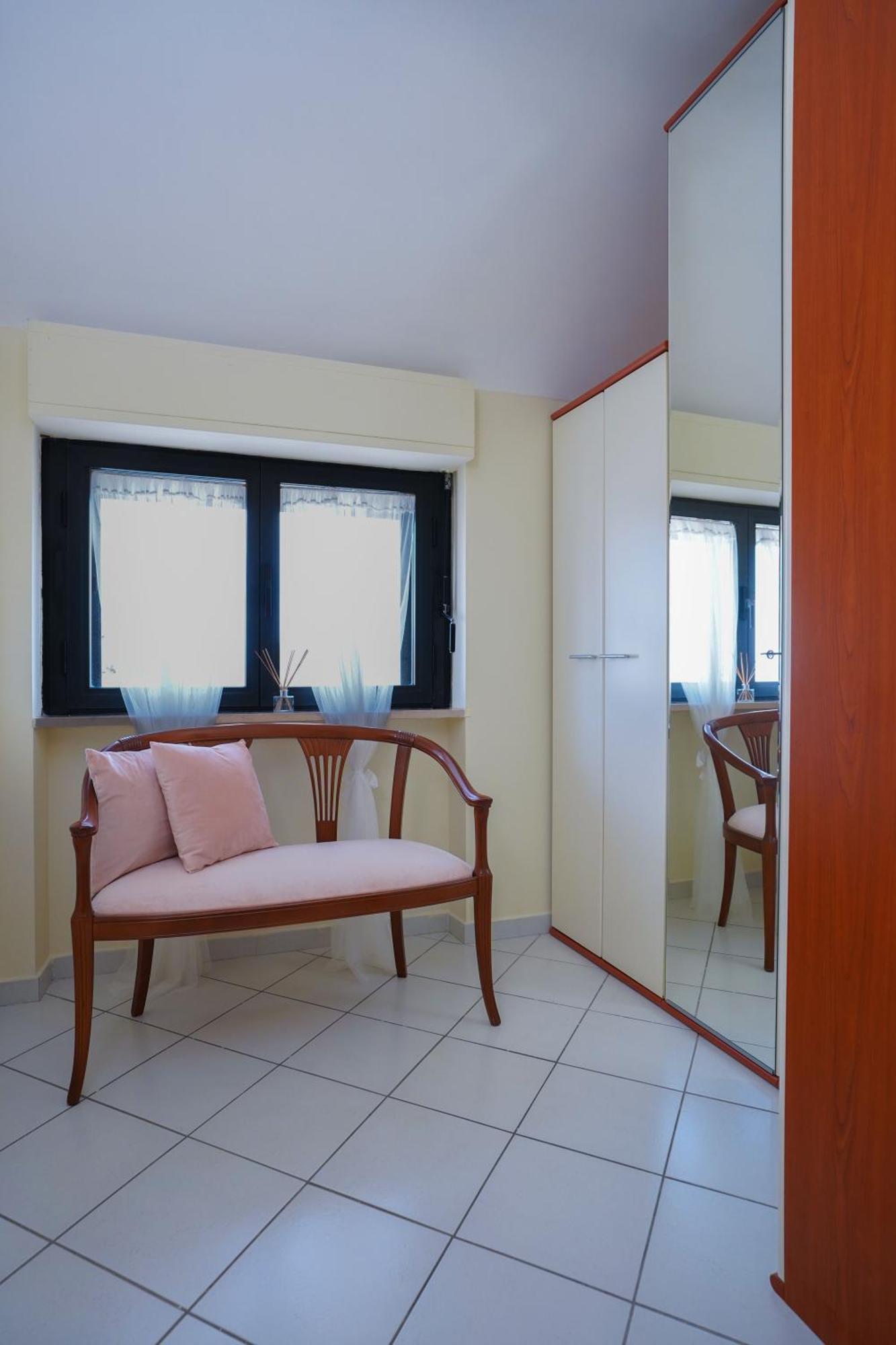 La Casa Di Azzurra Centro Citta Appartamento Fino A 4 Posti Letto E 2 Bagni Foggia Exterior photo